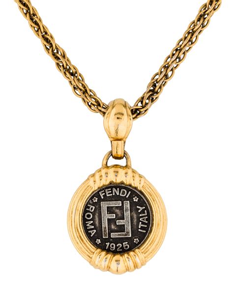 fendi pendant d